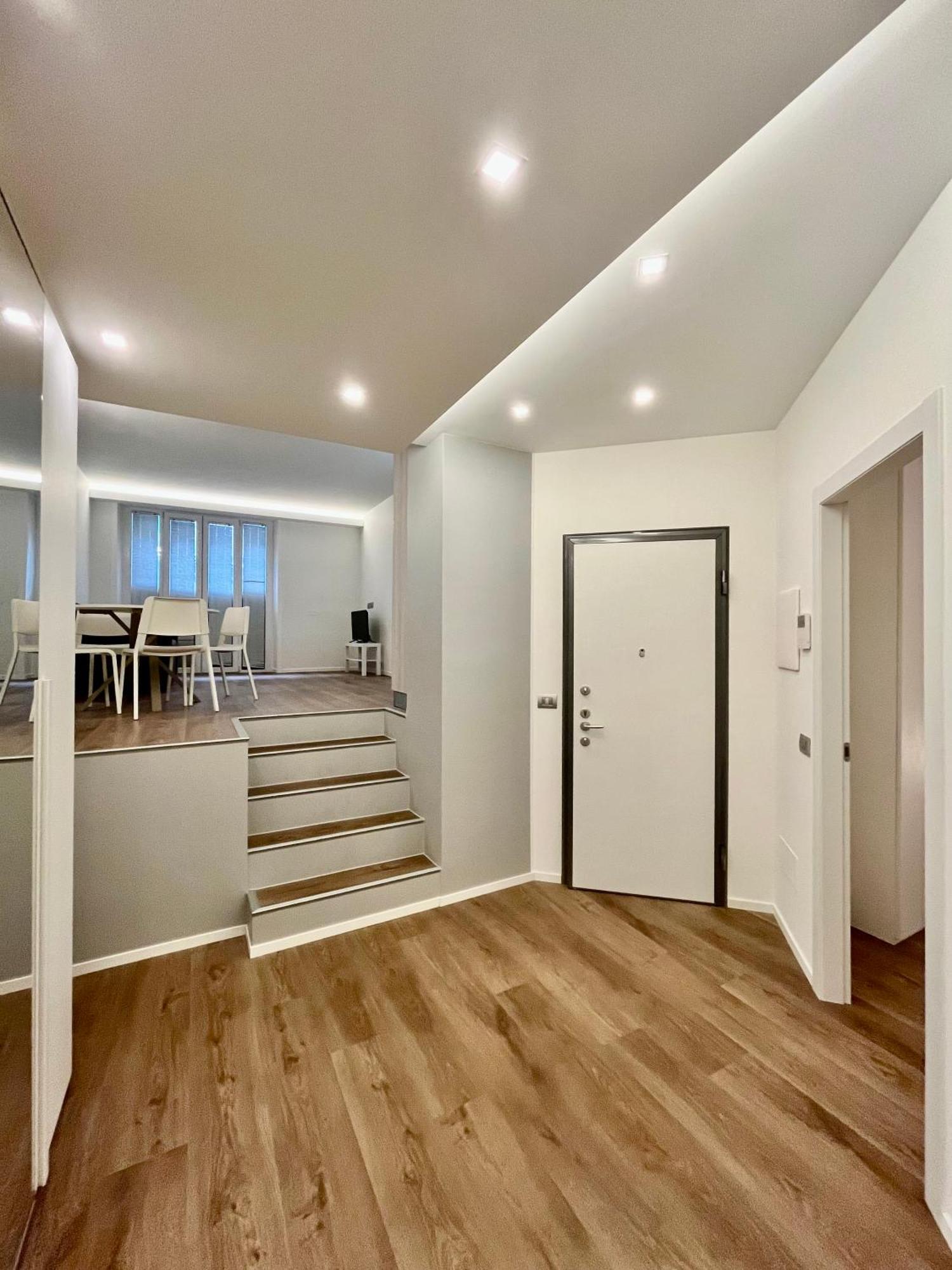Central Side Apartment Milan Exterior photo